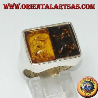 Rectangular silver ring with 1 yellow amber and 1 green amber