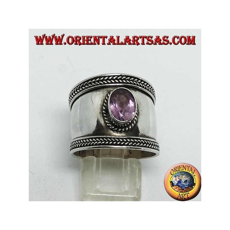 Breiter Silberring mit ovalem Amethyst, Bali