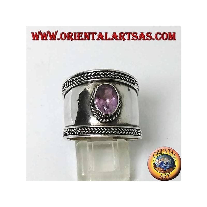 Breiter Silberring mit ovalem Amethyst, Bali