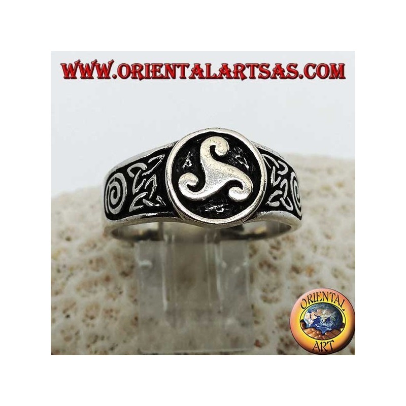 Silver triskell ring with tyrone knot and spiral on the sides