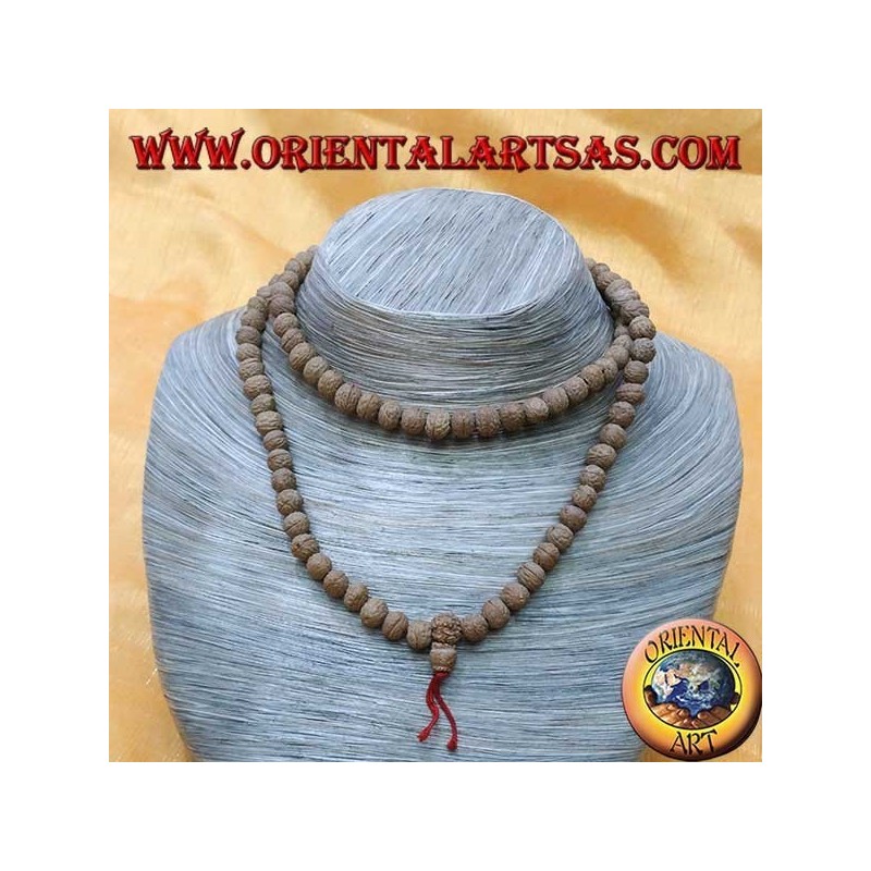 Buddhistischer Rosenkranz von Mālā (Japamālā) mit 108 Körnern von 8 mm. in Ritu- oder Raktu-Samen und roten Fäden
