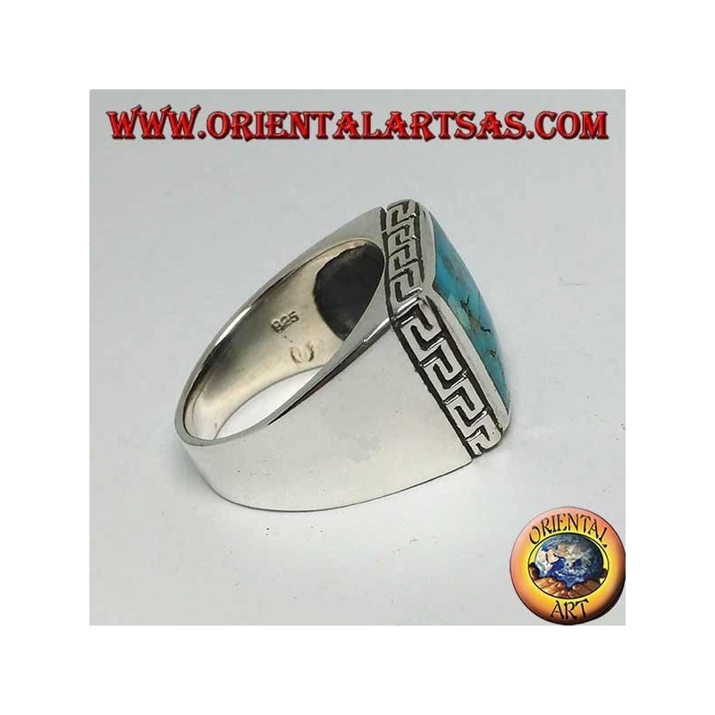 Anillo de plata con turquesa cuadrada natural rodeada de un grabado griego (22)