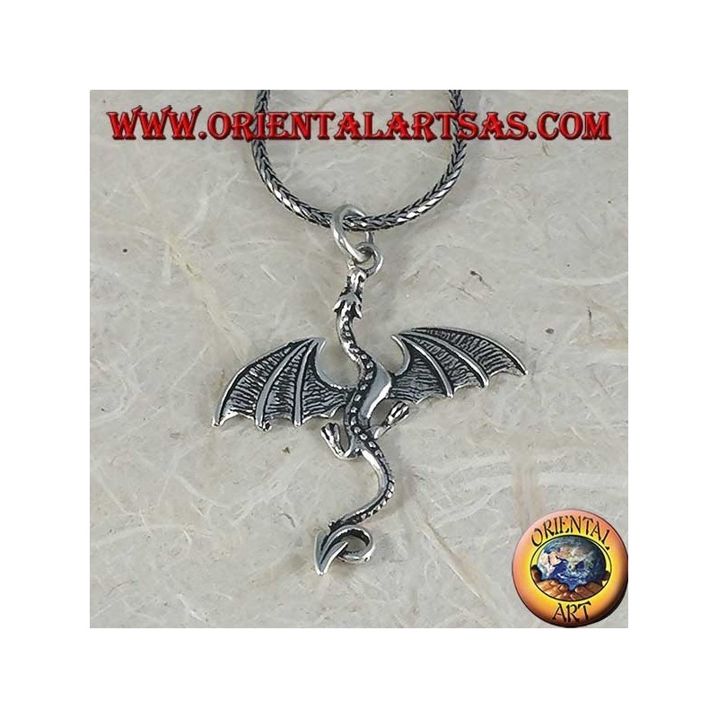 Colgante de plata, gran dragón basilisco celta