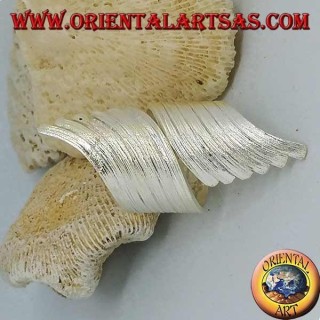 Anello in argento a fascia larga elicoidale rigata, Karen