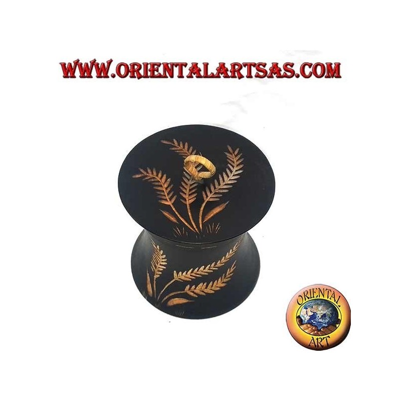 Cylindrical box in mahogany wood with hand-carved agricultural decorations