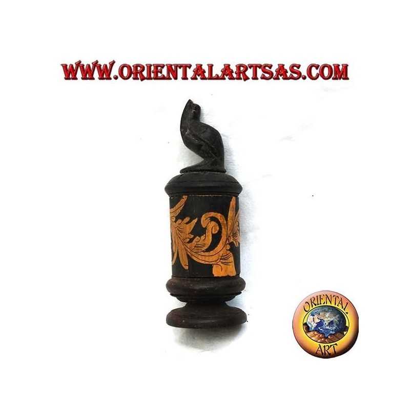 Cylindrical jewelry box with floral engravings in bamboo and mahogany wood turtle