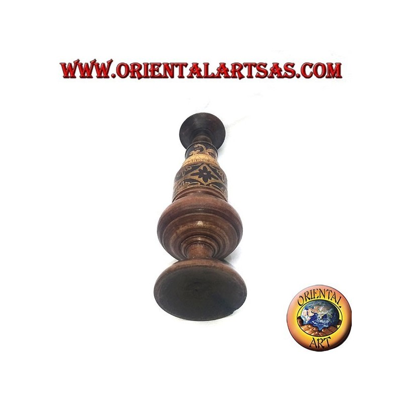 Cylindrical candle holder with floral engravings in mahogany wood (low)