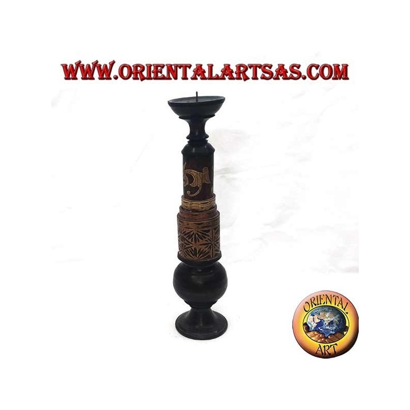 Cylindrical candle holder with floral engravings in mahogany wood (high)