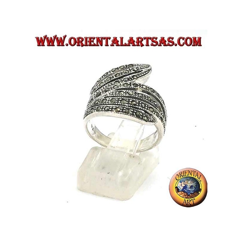 Bague hélicoïdale en argent avec marcassite