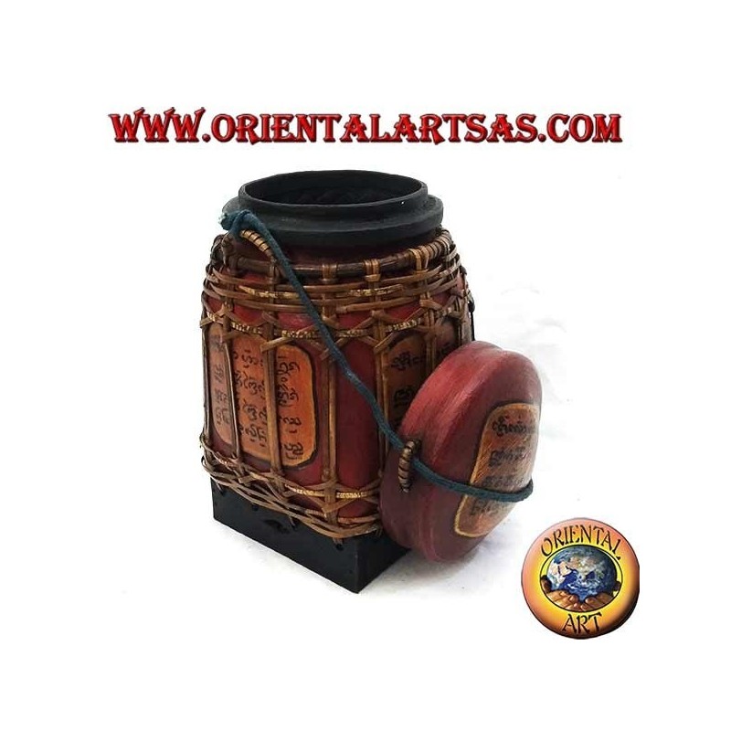 Boîte thaïe traditionnelle avec dentelle de bambou (cylindrique, bordeaux)