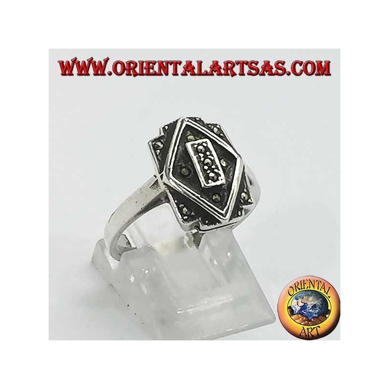 Anello in argento, rettangolo e rombo sovrapposti in marcasite