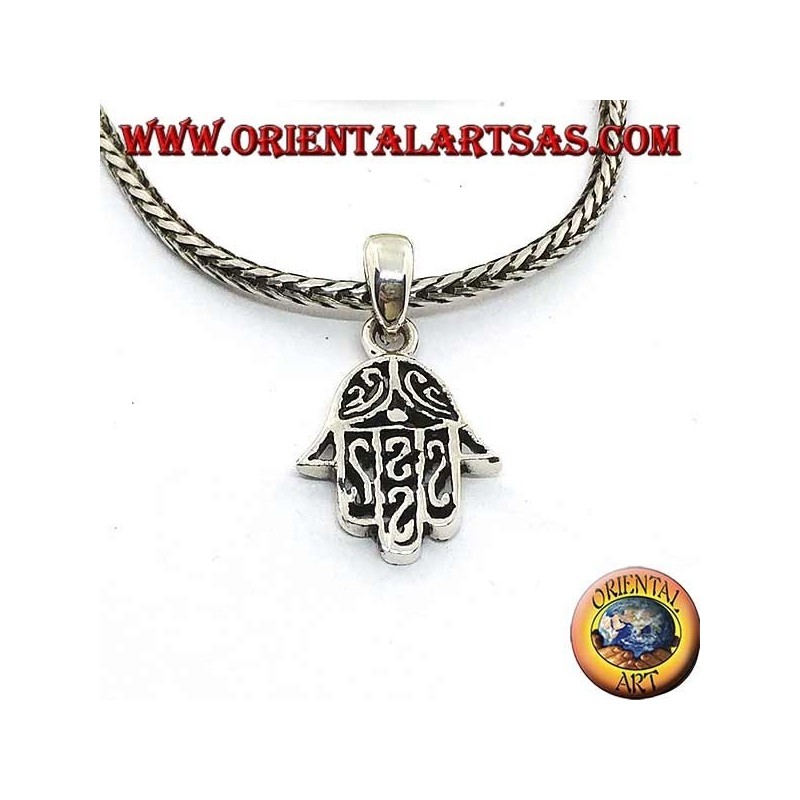 Ciondolo in argento mano di Fatima traforata con decorazioni arabe
