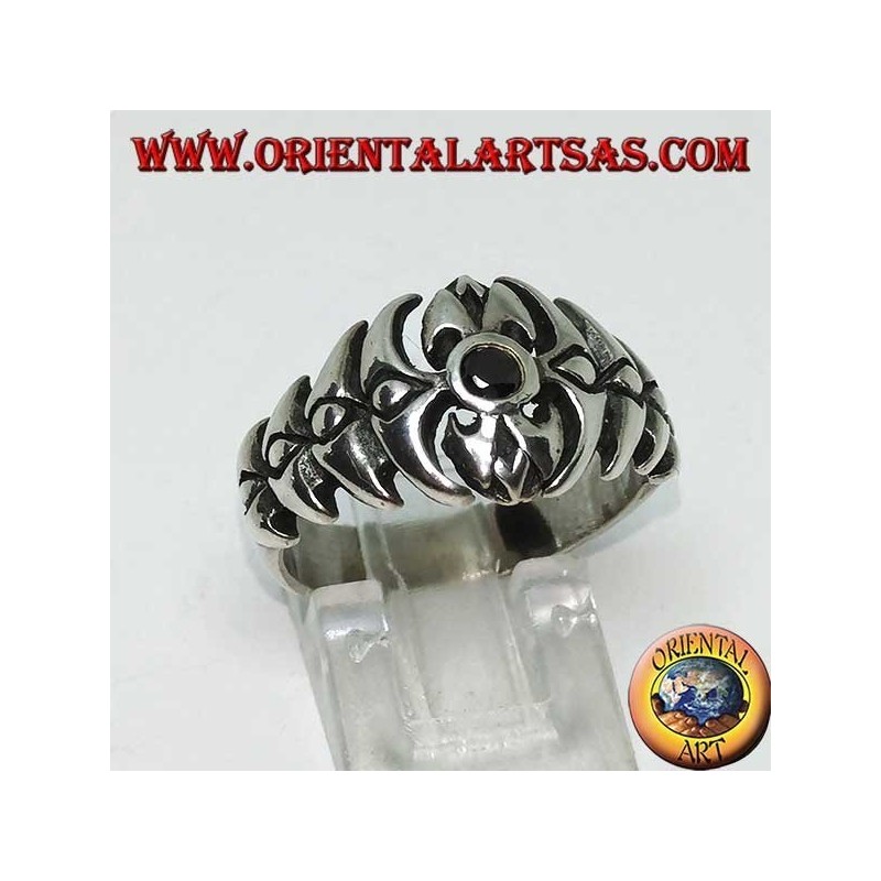 Anillo de plata de espina con ónix redondo