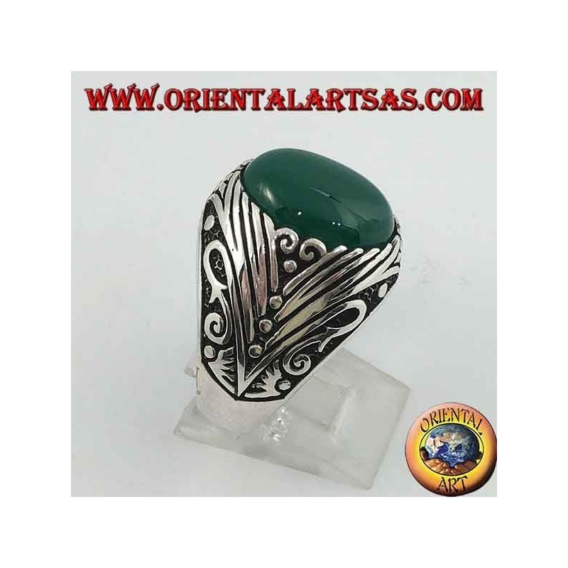 Silver ring with oval green agate cabochon with deep lateral engravings