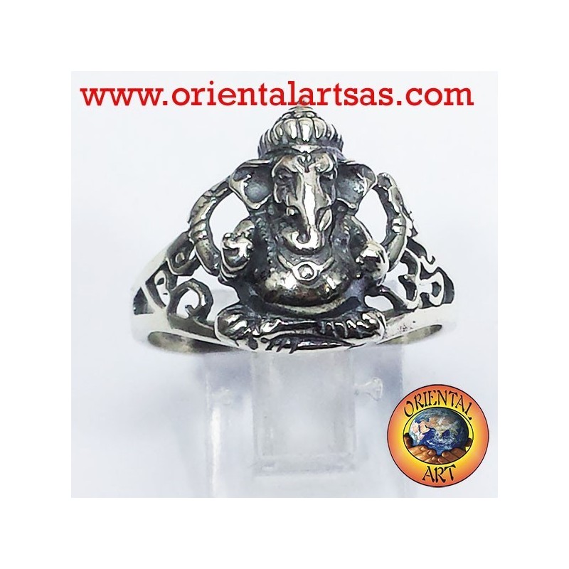 Anello Ganesh in argento con om