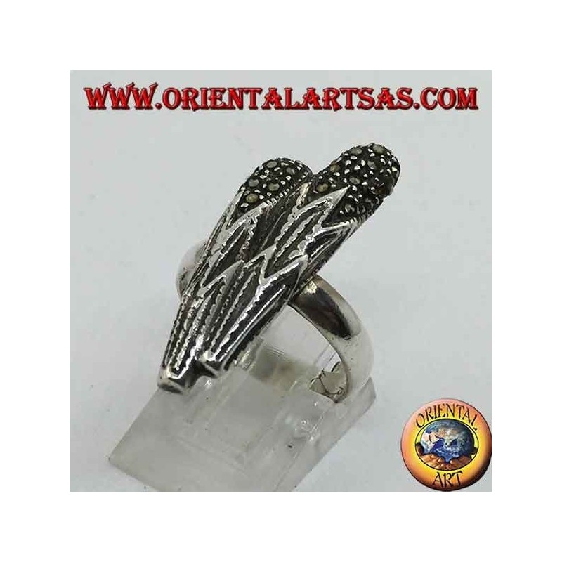 Silver ring in the shape of two clubs with marcasite