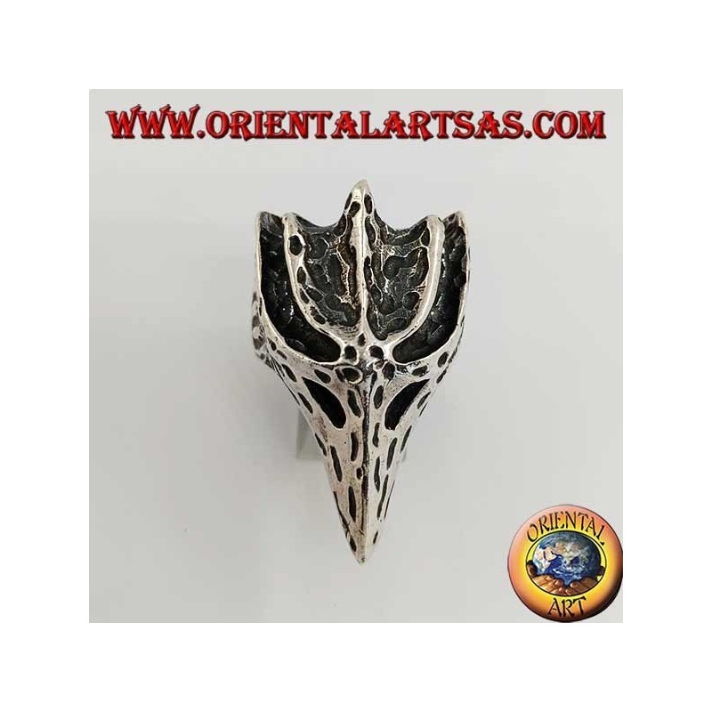 Silver ring in the shape of a crow's head (large)