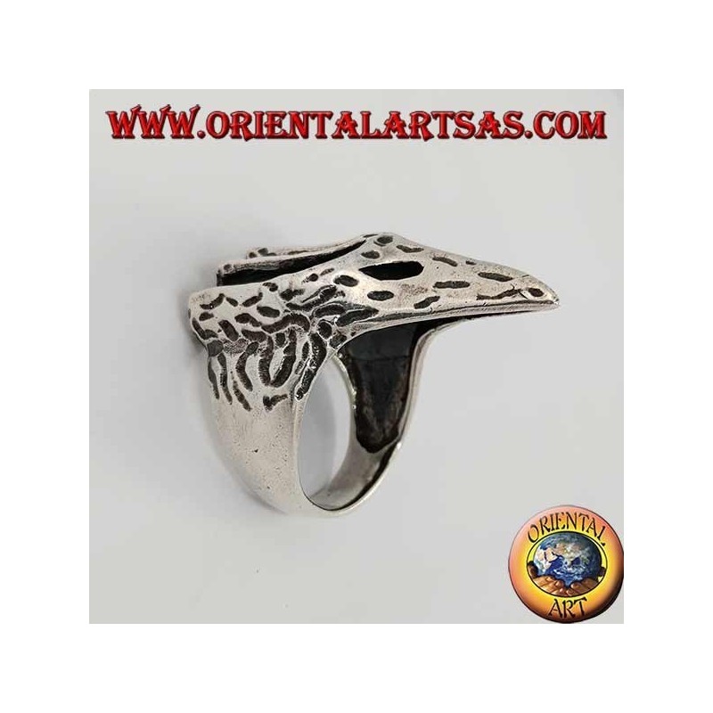Silver ring in the shape of a crow's head (large)