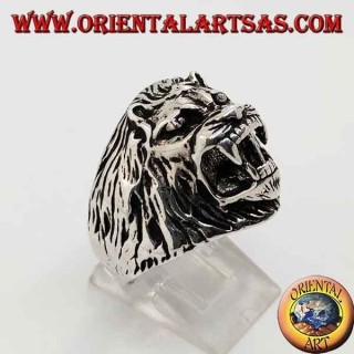 Anello in argento, testa di leone che ringhia