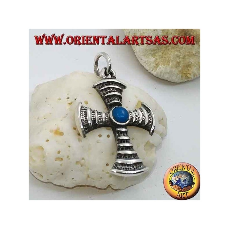 Pendentif en argent en forme de croix avec turquoise centrale ronde