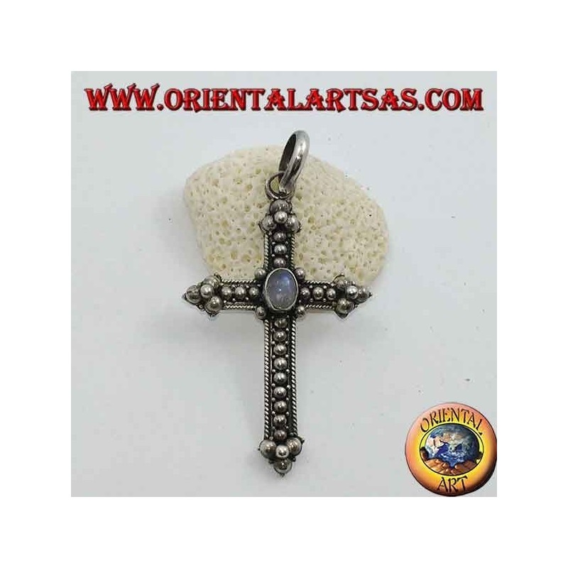 Colgante cruz de plata con piedra de luna ovalada del arco iris