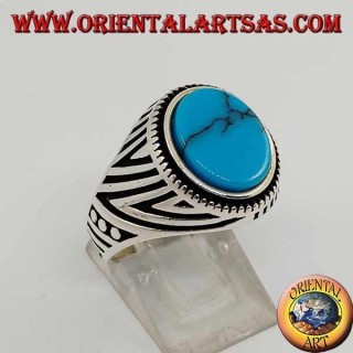 Anello in argento con turchese ovale piatto e intagli incisi sui lati