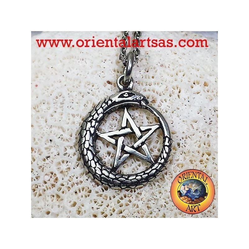Ciondolo ouroboros  con pentacolo in argento