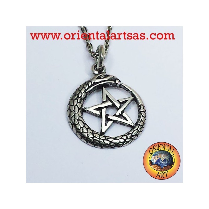 Ciondolo ouroboros  con pentacolo in argento