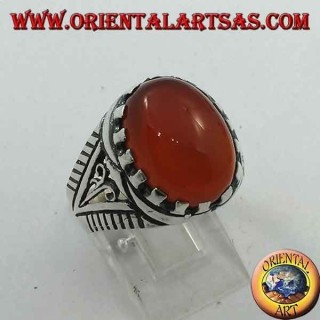 Silberring mit ovalem Cabochon-Karneol-Set mit Verzierungen an den Seiten...