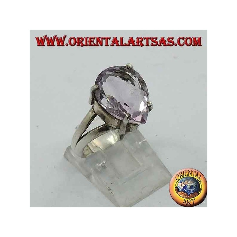 Anillo de plata lisa con amatista natural en forma de gota.