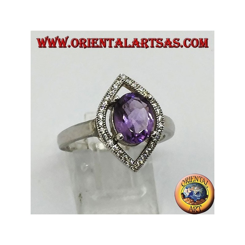 Anello in argento a navetta con ametista naturale ovale incastonata contornata da zirconi