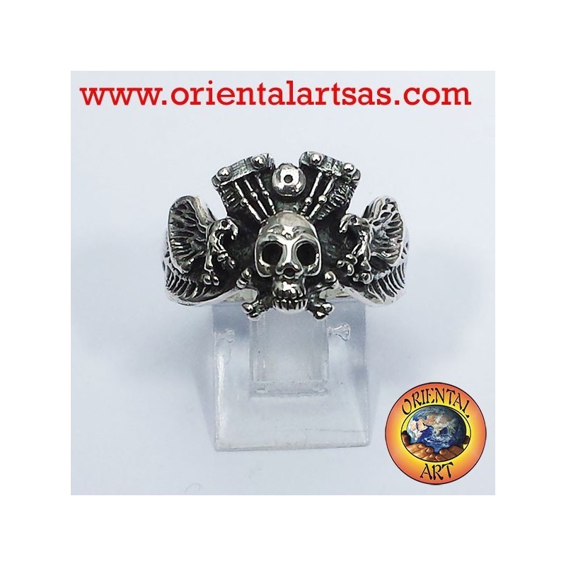 anillo de calavera con motor de águila de Harley Davidson