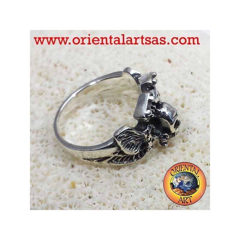 anillo de calavera con motor de águila de Harley Davidson