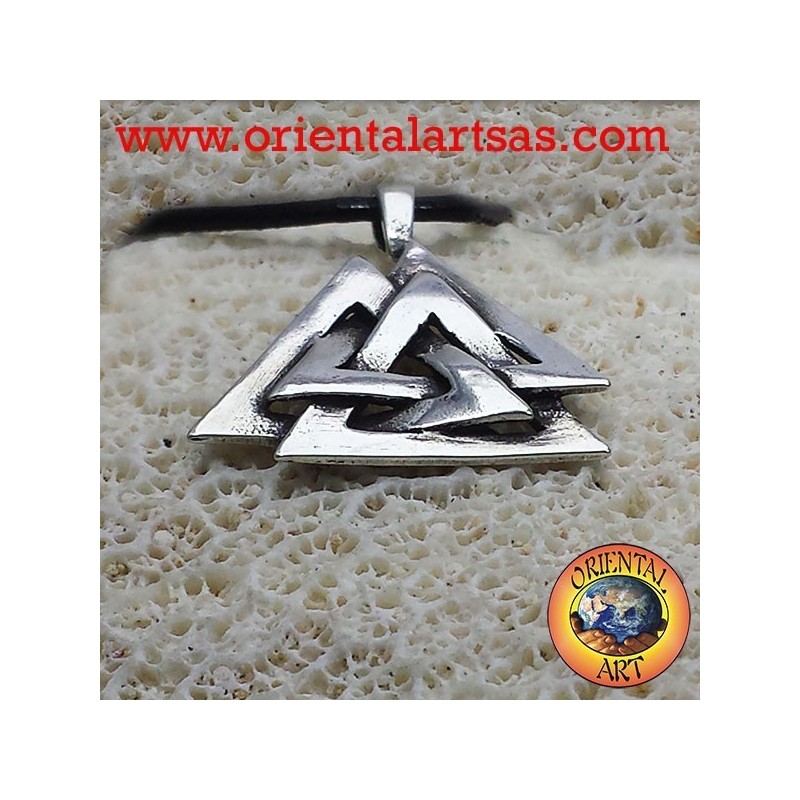 Ciondolo celtico Il Valknut o nodo di Odino in argento 