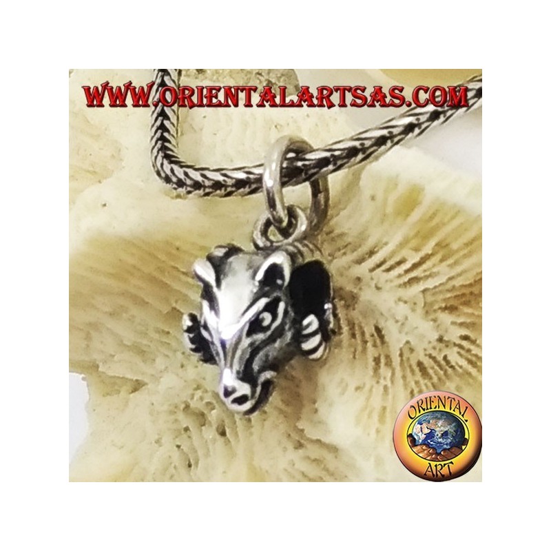 Pendentif en argent tête de Bélier perforée (petite)