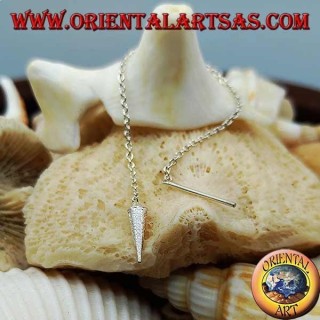 Pendientes de cadena de plata con cuerno de 6 cm.