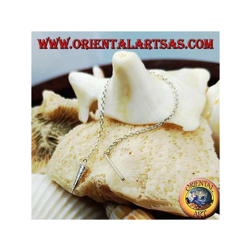 Pendientes de cadena de plata con cuerno de 6 cm.