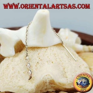 Pendientes de cadena de plata con hélice de ADN de 7 cm.