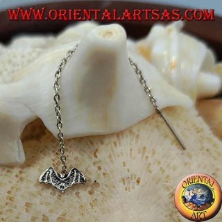 Pendientes de cadena de plata con murciélago de 6 cm.
