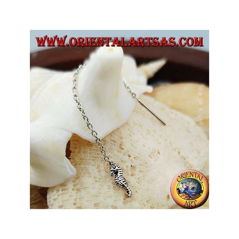 Pendientes de plata con caballito de mar de 6 cm.