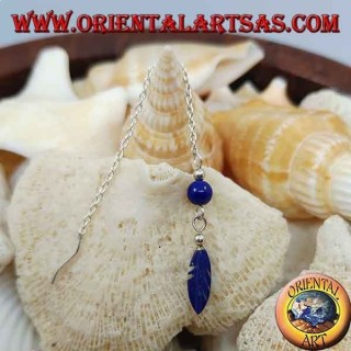 Boucles d'oreilles chaîne en argent avec plume et boule de lapis 7 cm