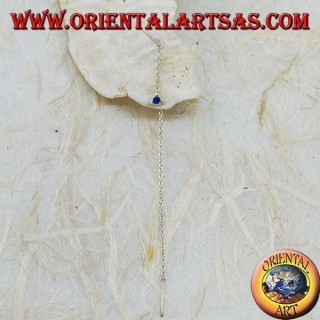 Pendientes de plata con cadena triangular y pedrería azul de 9 cm