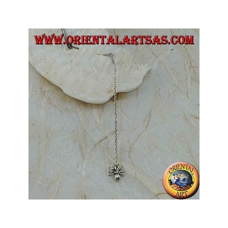 Pendientes de cadena de plata con araña de 10 cm.