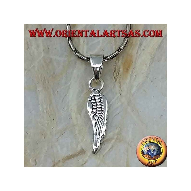Ciondolo in argento a forma di ala d'angelo bifacciale con piume incise (piccolo)