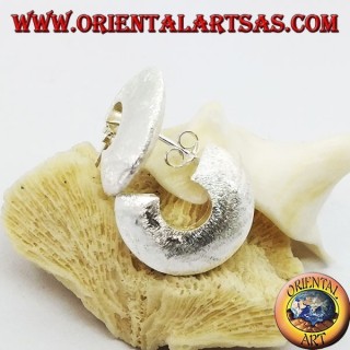 Boucles d'oreilles créoles larges en argent avec fermeture papillon