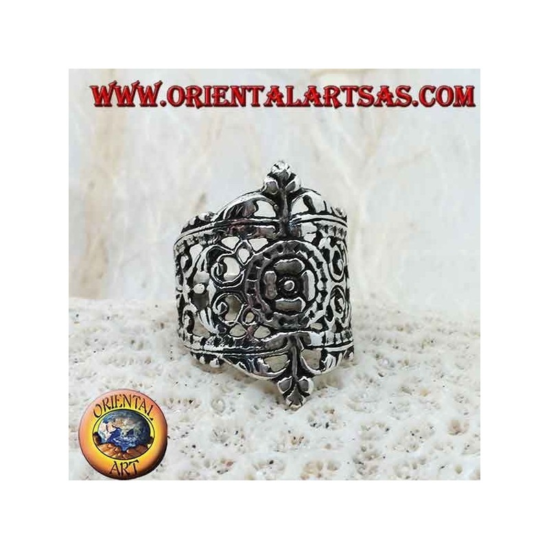 Silberring mit durchbrochenen Blumendekorationen im Liberty-Stil