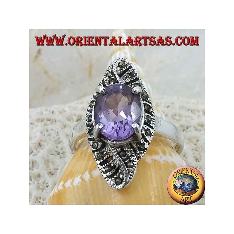 Anello in argento, intreccio romboidale con ametista ovale naturale e marcassite