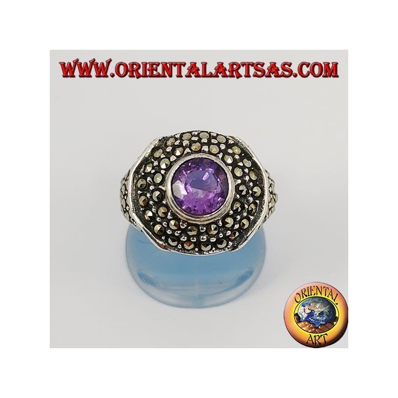 Anillo de plata octogonal con amatista redonda natural tachonada con marcasita