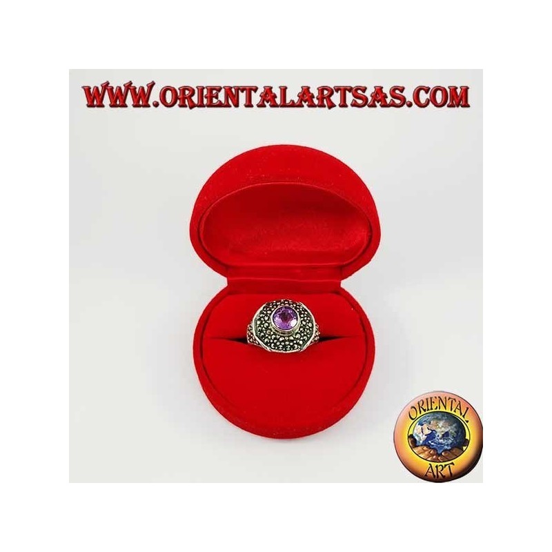 Bague octogonale en argent avec améthyste naturelle ronde parsemée de marcassite