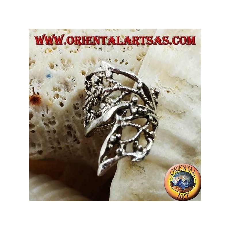 Pendiente de plata con oreja, hojas enrolladas